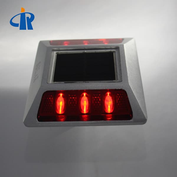 <h3>white red yellow blue 4 LED double reflectors Solar cat eye </h3>
